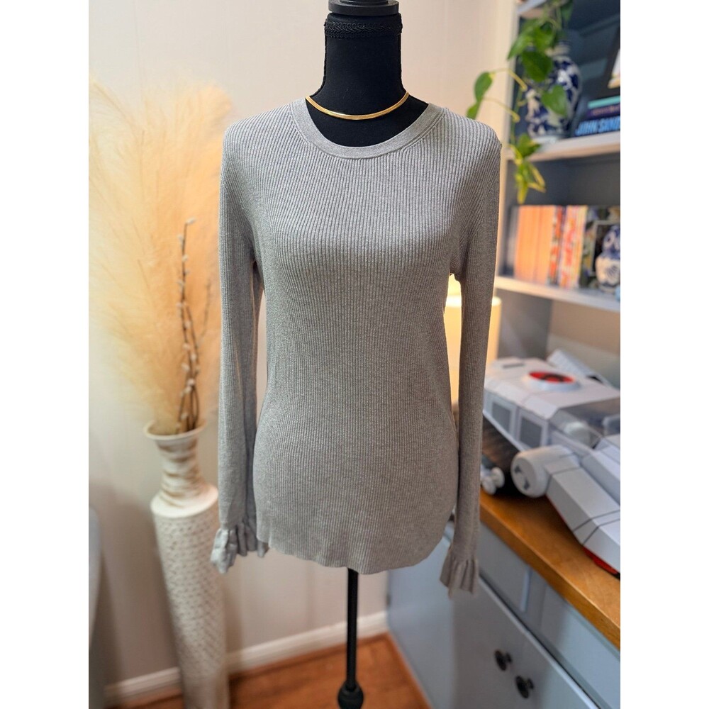 Ann Taylor Factory Heather Gray Ribbed Sweater with Ruffle Sleeves – Size Medium